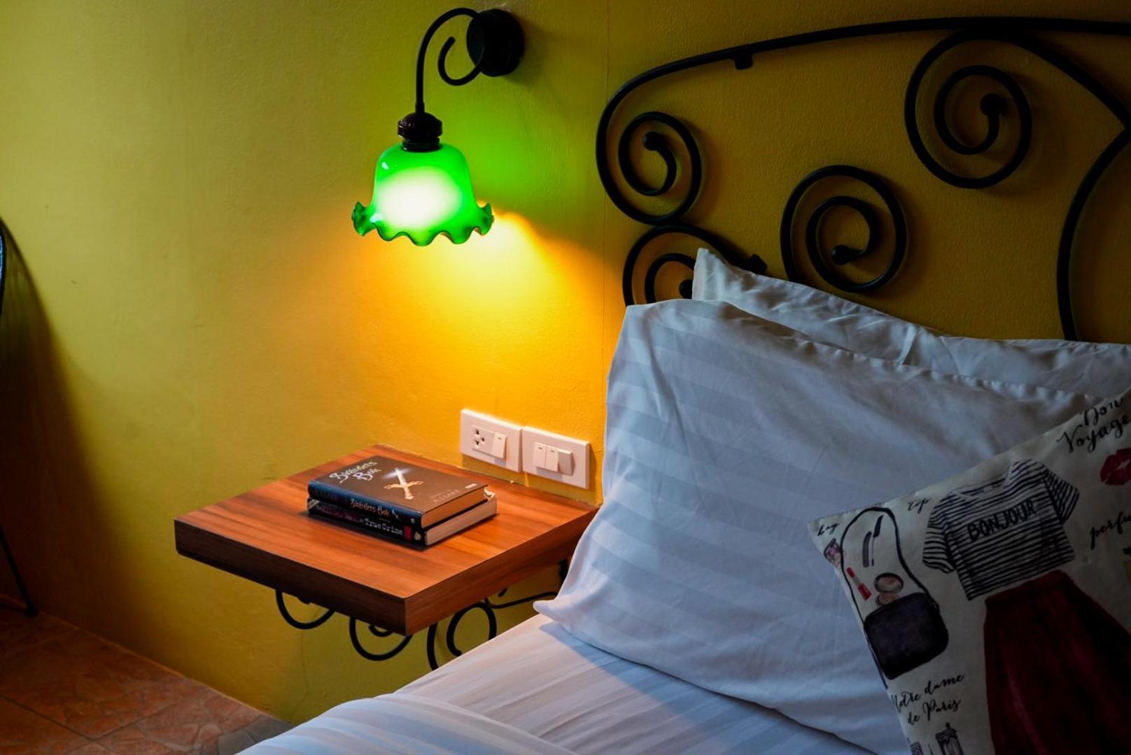 The Castello Resort Koh Larn Chambre photo
